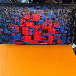 Limited Edition Gucci Long Wallet